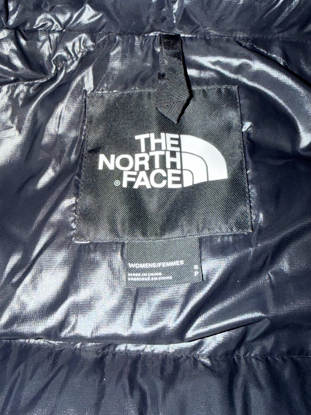 The North Face women’s Black belted Puffer Jacket